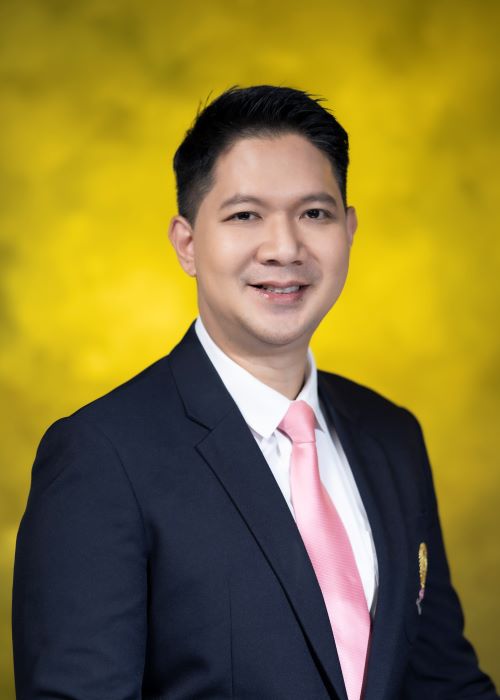 รองศาสตราจารย์ ดร.อินทาวุธ สรรพวรสถิตย์