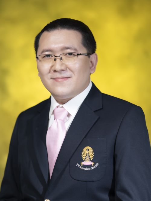 ผู้ช่วยศาสตราจารย์ ดร.ฉัตร ปณิธิพงศ์วุฒิ โควอนสขี